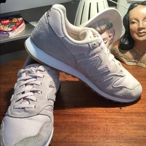 Pink New Balance 373